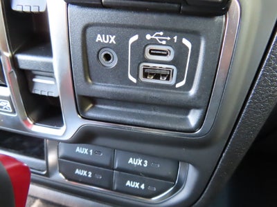 2027 Jeep Wrangler WRANGLER 4-DOOR SAHARA