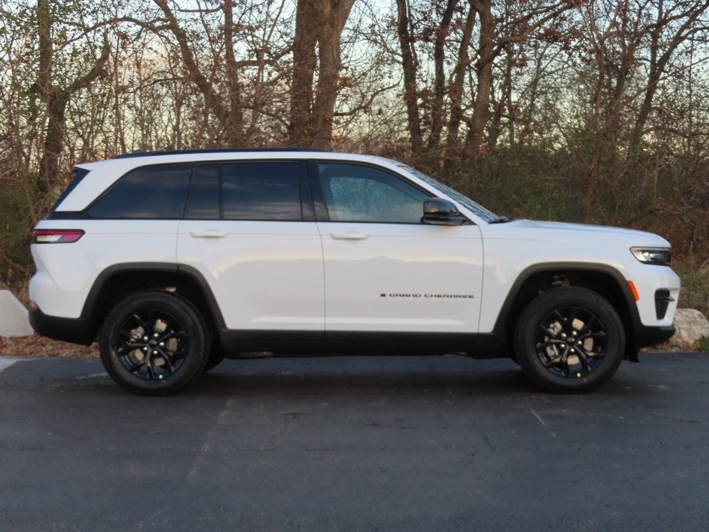 2025 Jeep Grand Cherokee GRAND CHEROKEE LIMITED 4X4