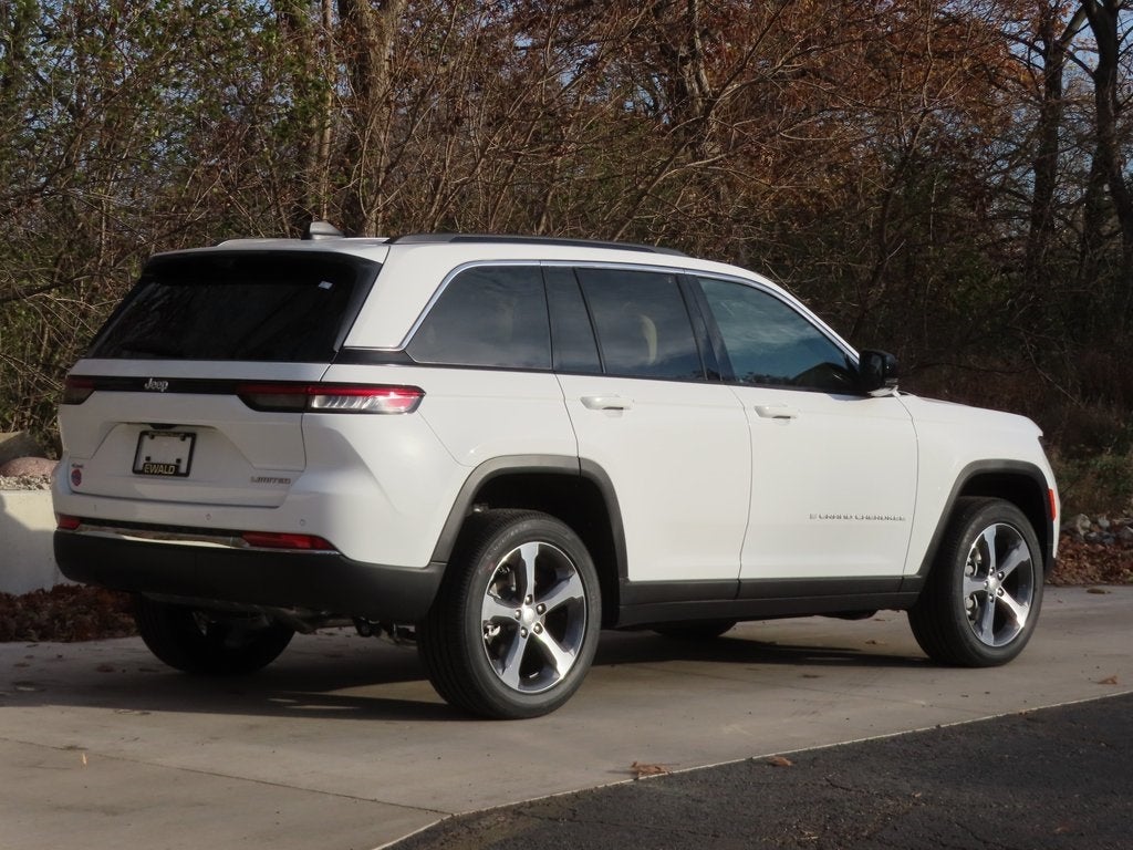 2025 Jeep Grand Cherokee GRAND CHEROKEE LIMITED 4X4