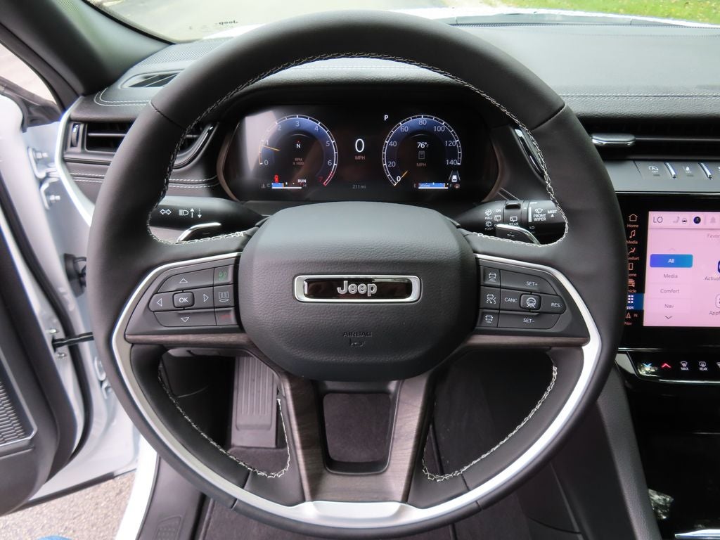 2026 Jeep Grand Cherokee GRAND CHEROKEE LIMITED RESERVE 4X4