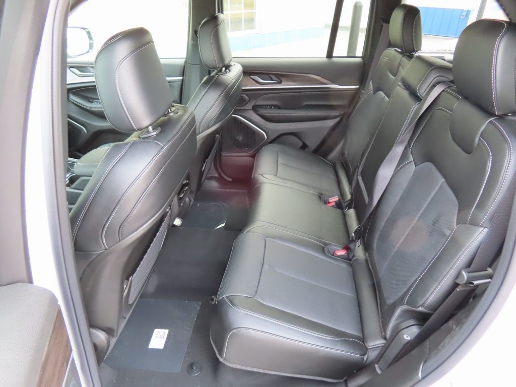 2026 Jeep Grand Cherokee GRAND CHEROKEE LIMITED RESERVE 4X4