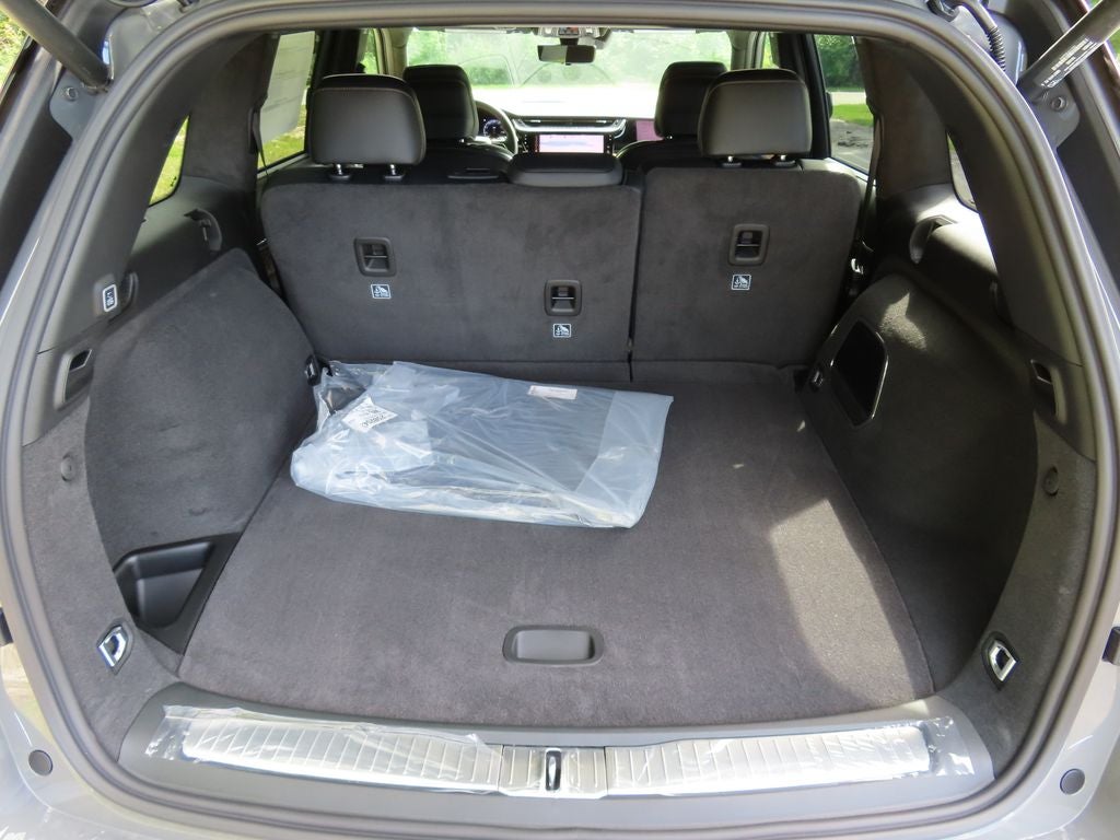 2027 Jeep Grand Cherokee GRAND CHEROKEE SUMMIT 4X4