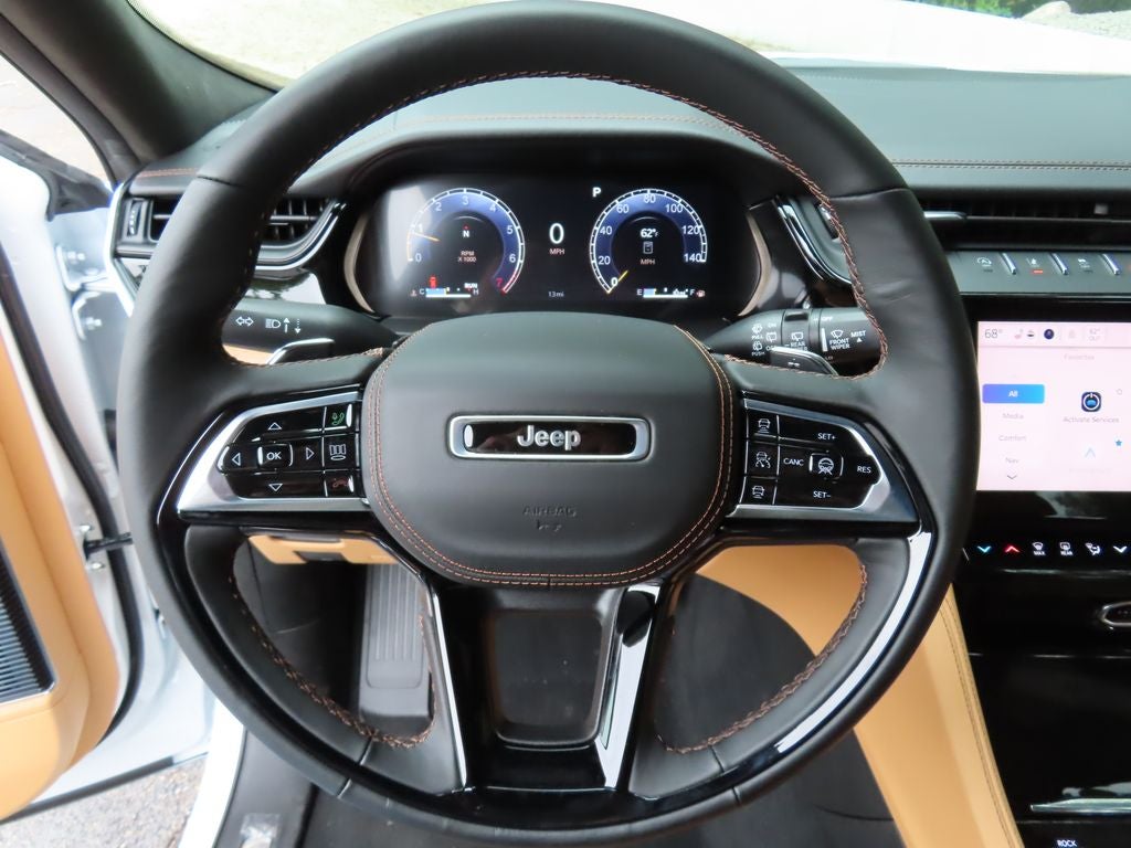 2027 Jeep Grand Cherokee Summit