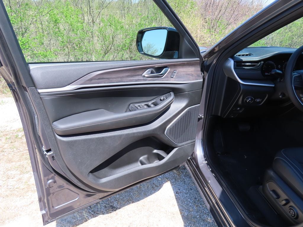 2026 Jeep Grand Cherokee L GRAND CHEROKEE L LIMITED RESERVE 4X4