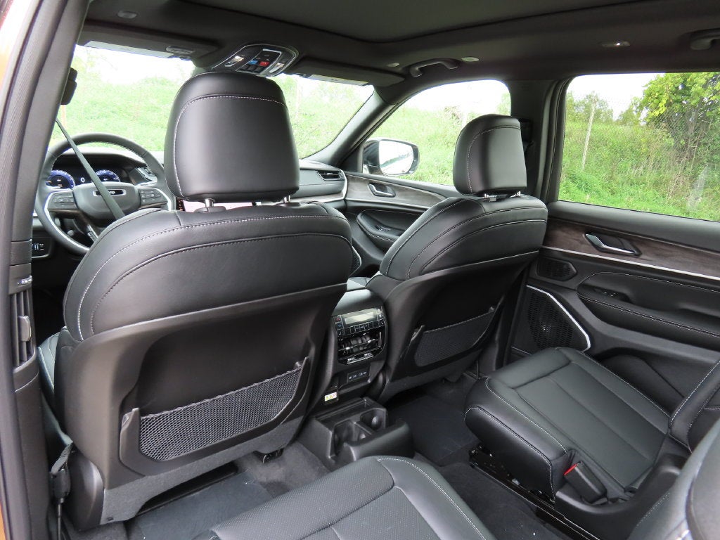 2027 Jeep Grand Cherokee L GRAND CHEROKEE L LIMITED RESERVE 4X4