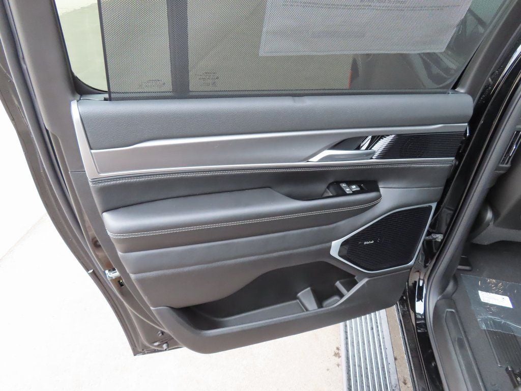 2026 Jeep Grand Wagoneer L GRAND WAGONEER L LIMITED RESERVE 4X4