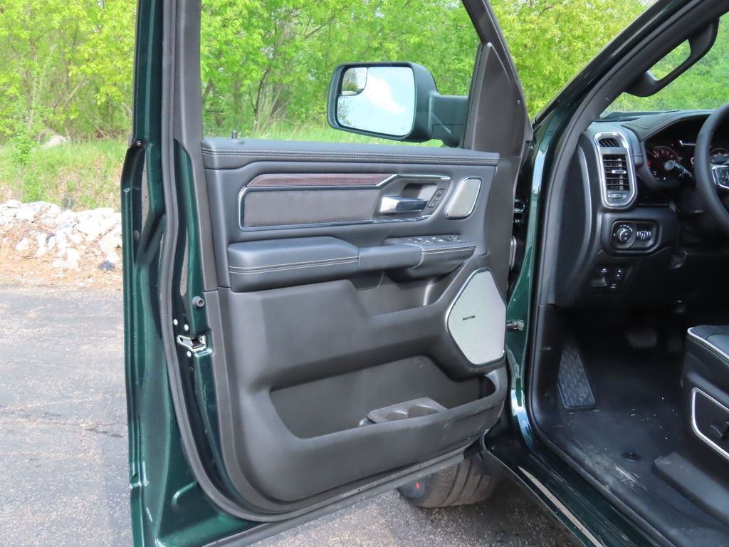 2026 RAM 1500 RAM 1500 LARAMIE CREW CAB 4X4 5'7' BOX