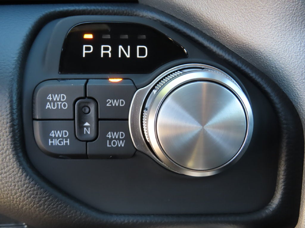 2027 RAM 1500 RAM 1500 LARAMIE CREW CAB 4X4 5'7' BOX