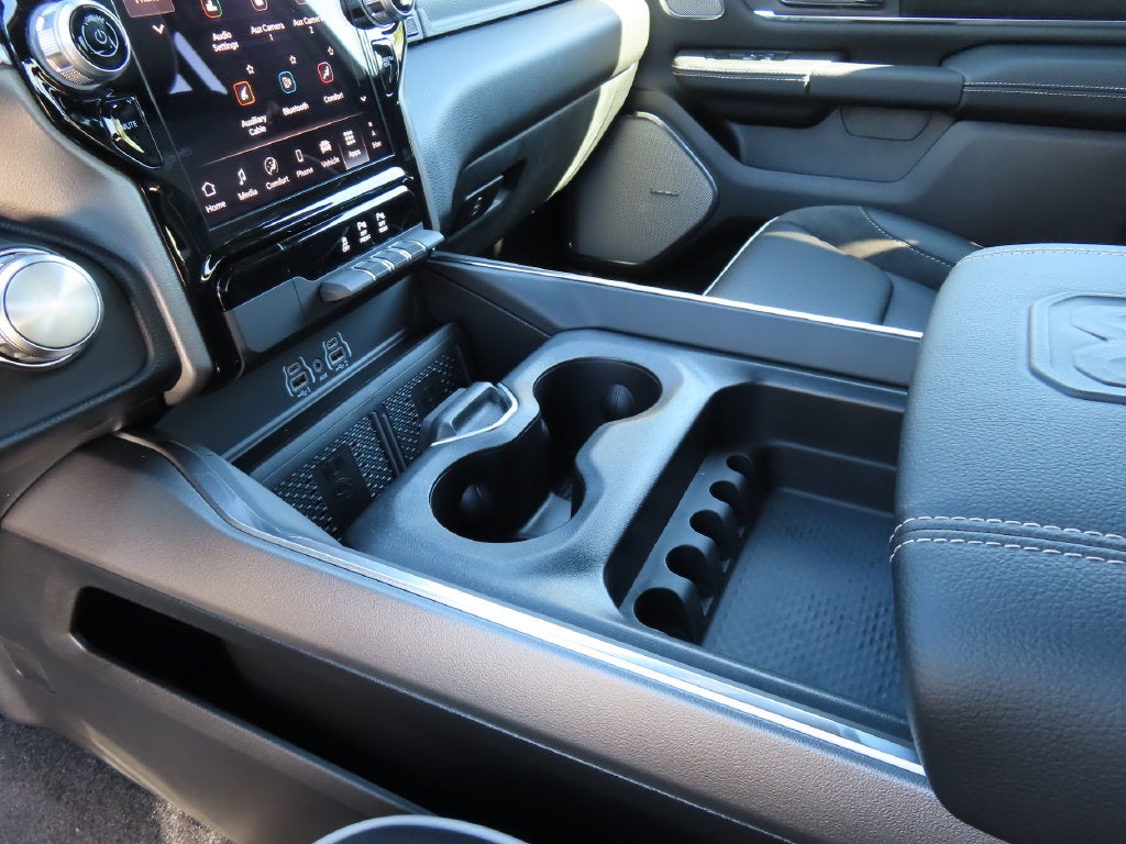 2027 RAM 1500 RAM 1500 LARAMIE CREW CAB 4X4 5'7' BOX