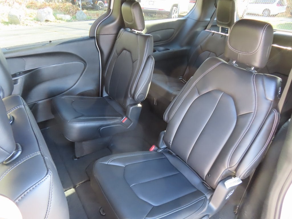 2026 Chrysler Pacifica PACIFICA SELECT AWD