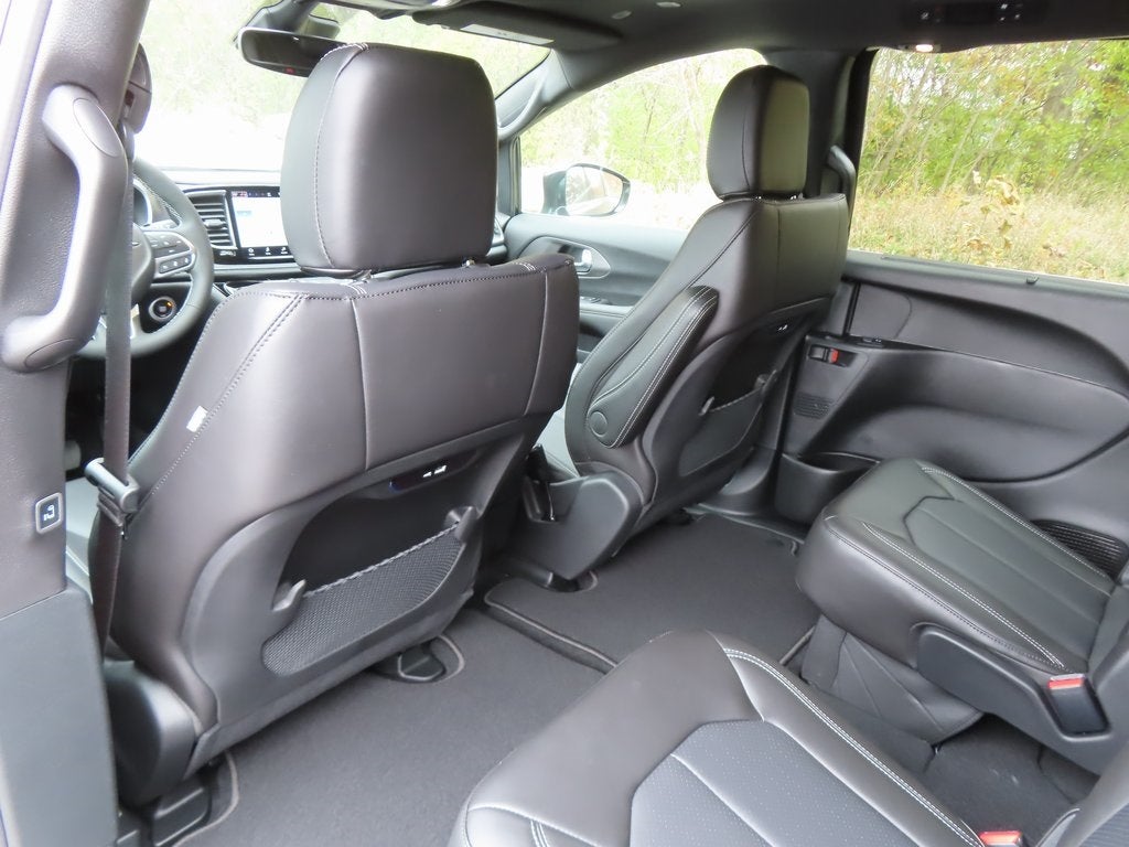 2026 Chrysler Pacifica PACIFICA SELECT AWD