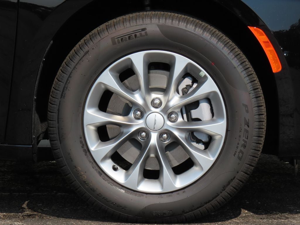 2027 Chrysler Pacifica PACIFICA SELECT AWD