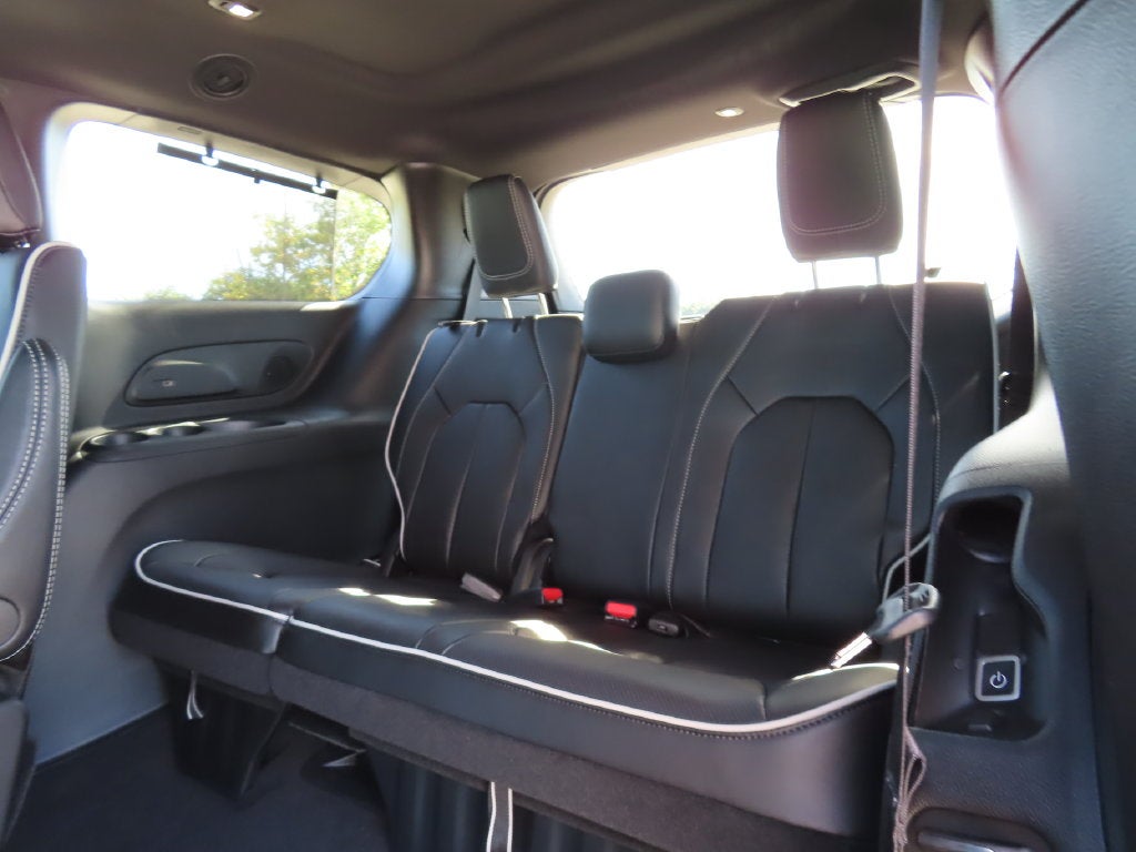 2027 Chrysler Pacifica PACIFICA LIMITED AWD