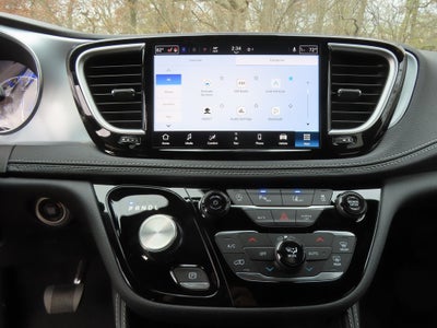 2026 Chrysler Pacifica PACIFICA LIMITED AWD