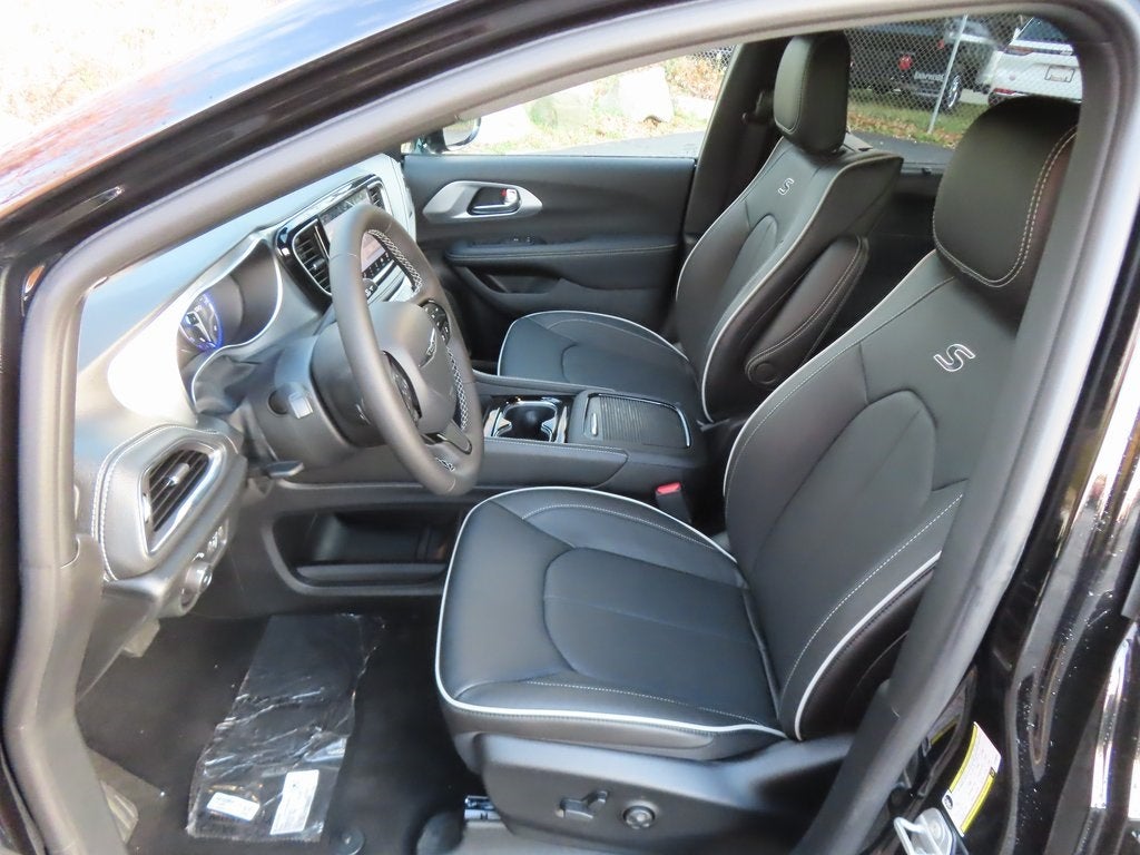 2026 Chrysler Pacifica PACIFICA LIMITED AWD