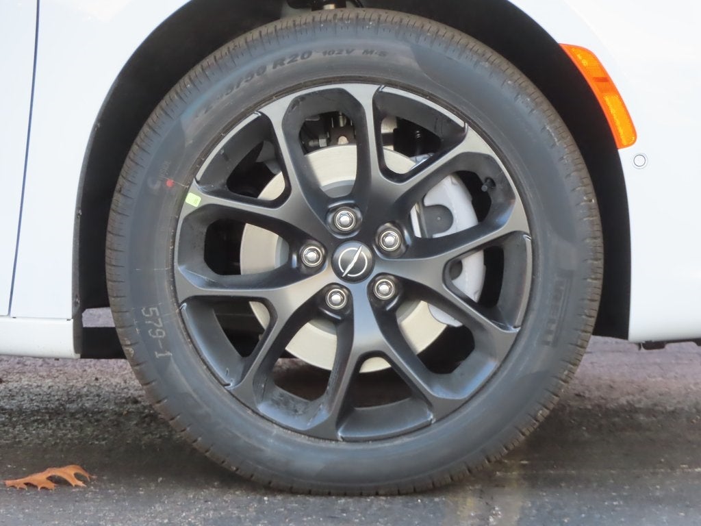 2026 Chrysler Pacifica PACIFICA LIMITED AWD