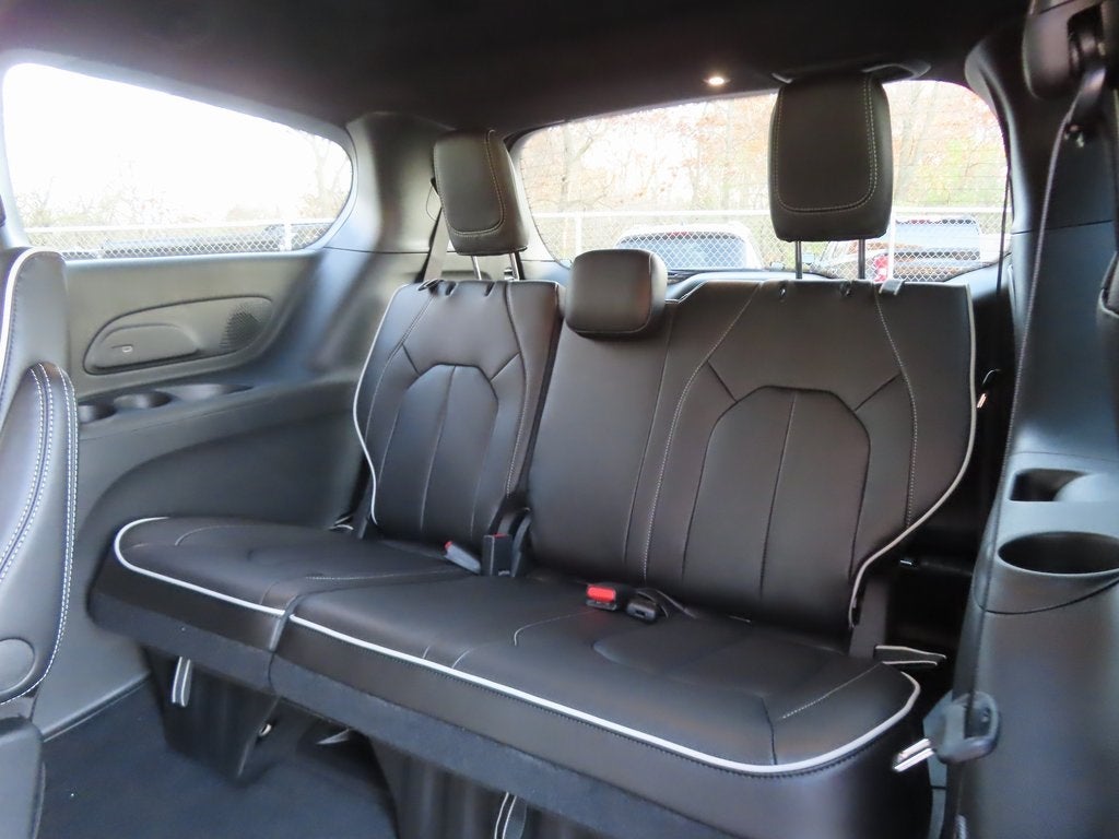 2026 Chrysler Pacifica PACIFICA LIMITED AWD