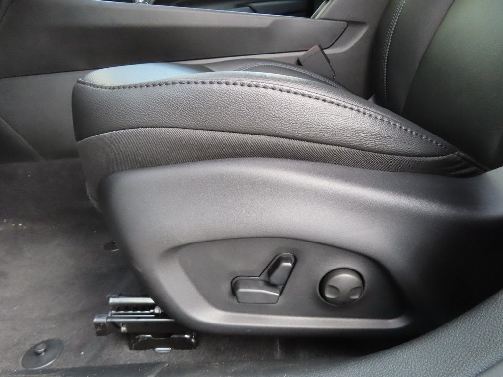 2025 Jeep Compass COMPASS LIMITED 4X4