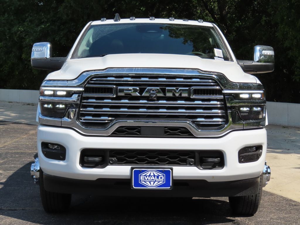 2026 RAM 3500 RAM 3500 LIMITED LONGHORN CREW CAB 4X4 8' BOX