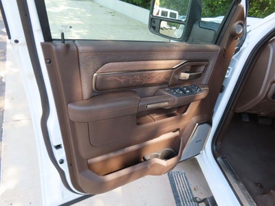 2026 RAM 3500 RAM 3500 LIMITED LONGHORN CREW CAB 4X4 8' BOX
