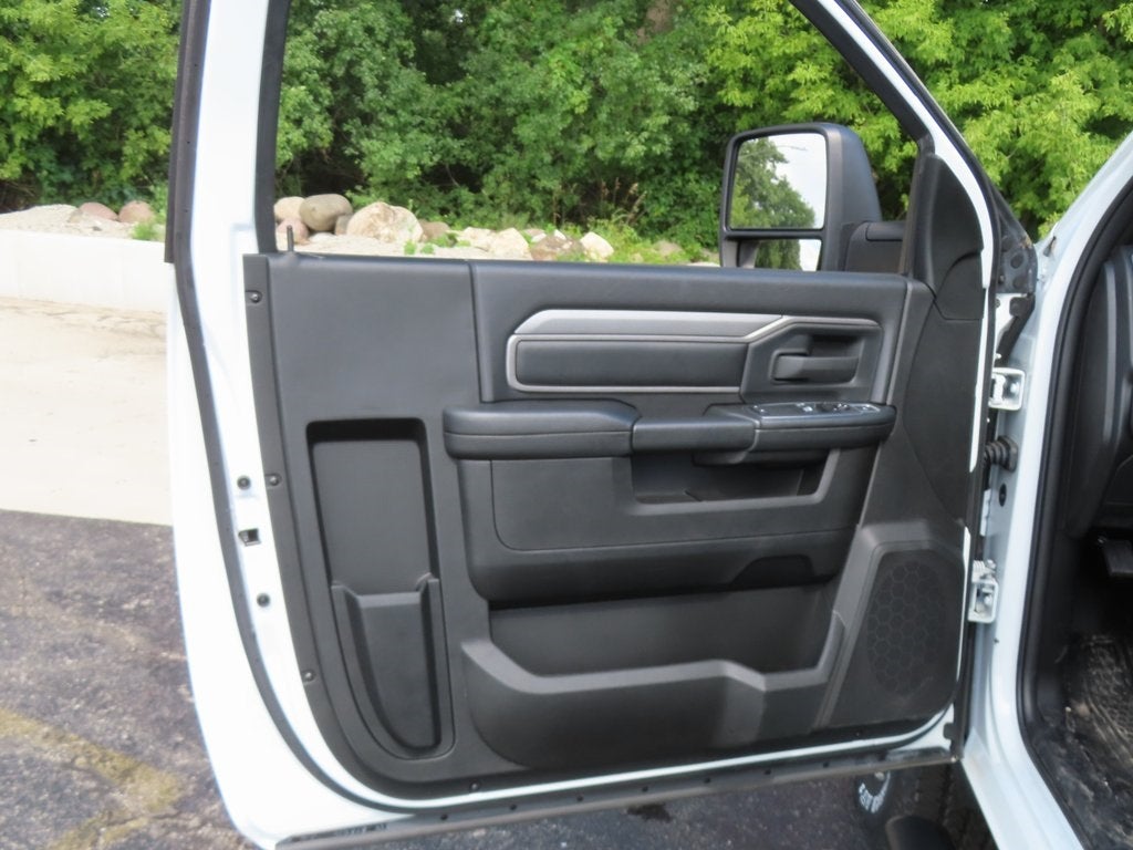 2024 RAM 2500 RAM 2500 TRADESMAN REGULAR CAB 4X4 8' BOX