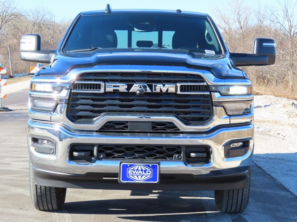 2026 RAM 2500 RAM 2500 TRADESMAN CREW CAB 4X4 6'4' BOX
