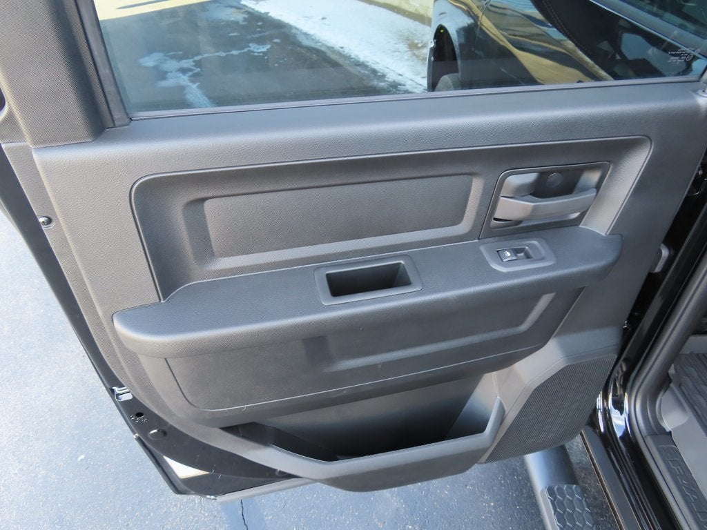 2026 RAM 2500 RAM 2500 TRADESMAN CREW CAB 4X4 6'4' BOX