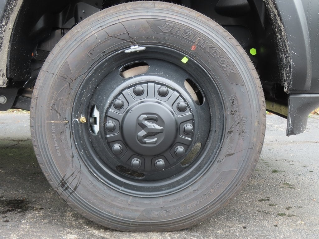 2026 RAM 5500HD RAM 5500 TRADESMAN CHASSIS REGULAR CAB 4X4 60' CA