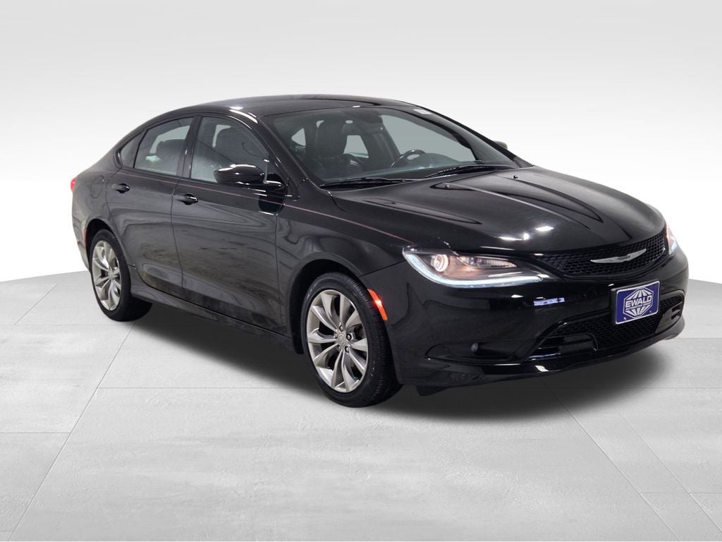 2015 Chrysler 200 S