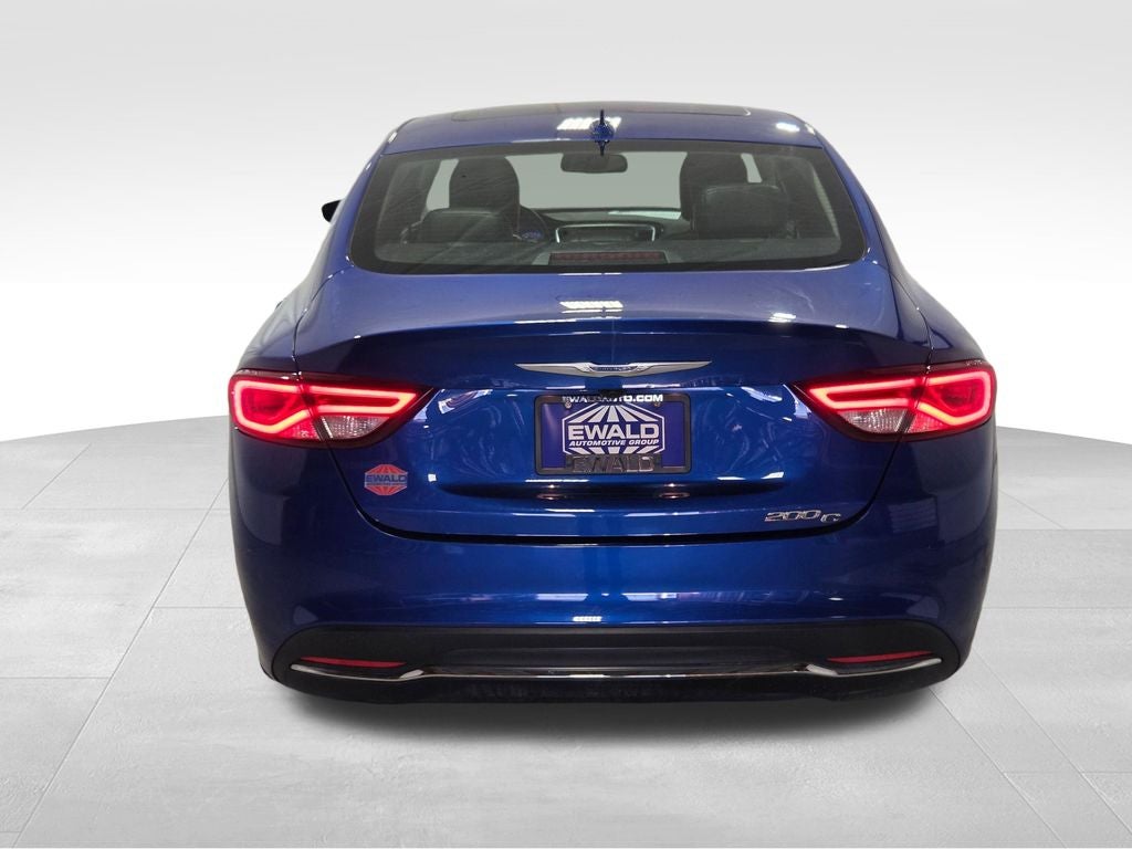 2016 Chrysler 200 C