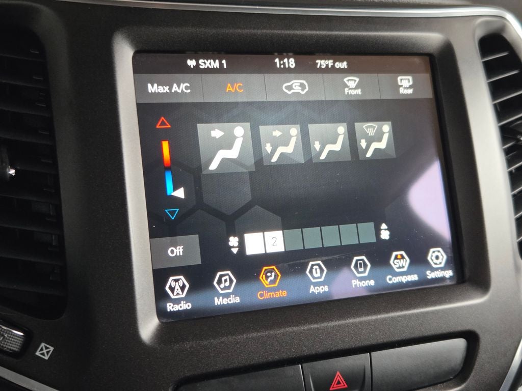 Used 2020 Jeep Cherokee Trailhawk with VIN 1C4PJMBXXLD517753 for sale in Franklin, WI
