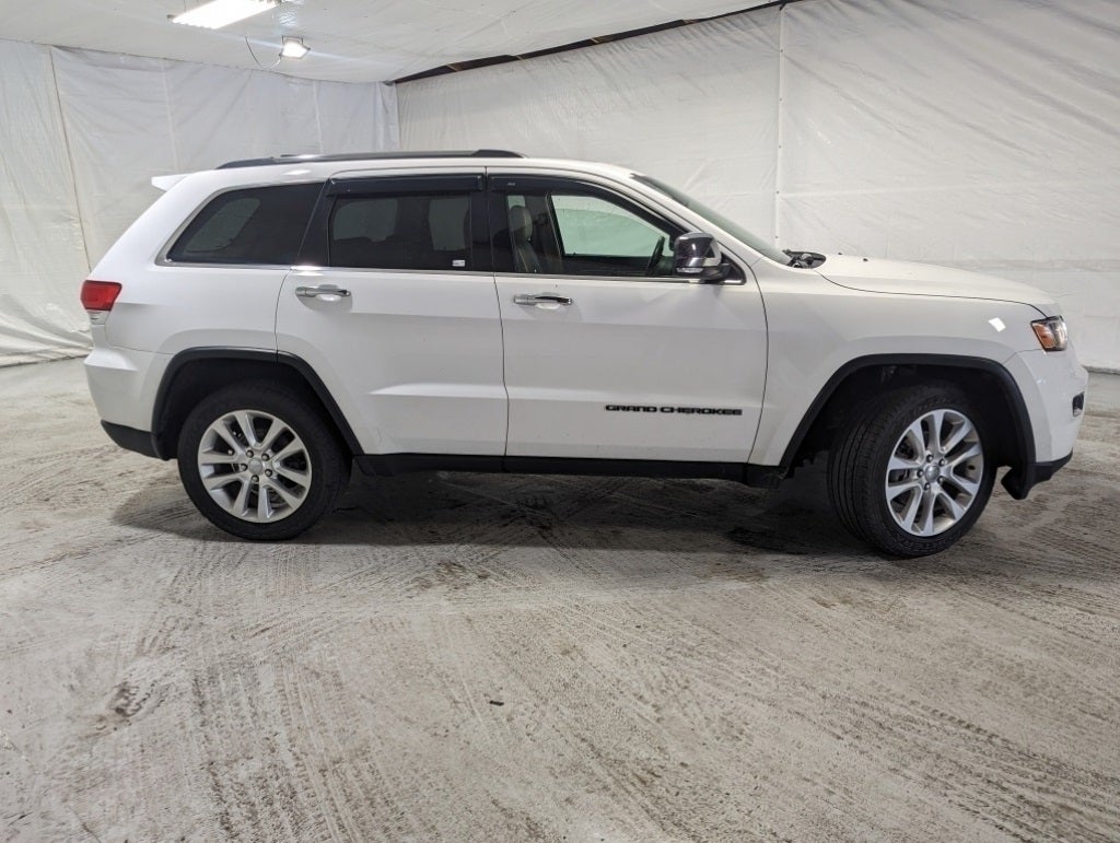 Used 2017 Jeep Grand Cherokee Limited with VIN 1C4RJFBG2HC715003 for sale in Franklin, WI
