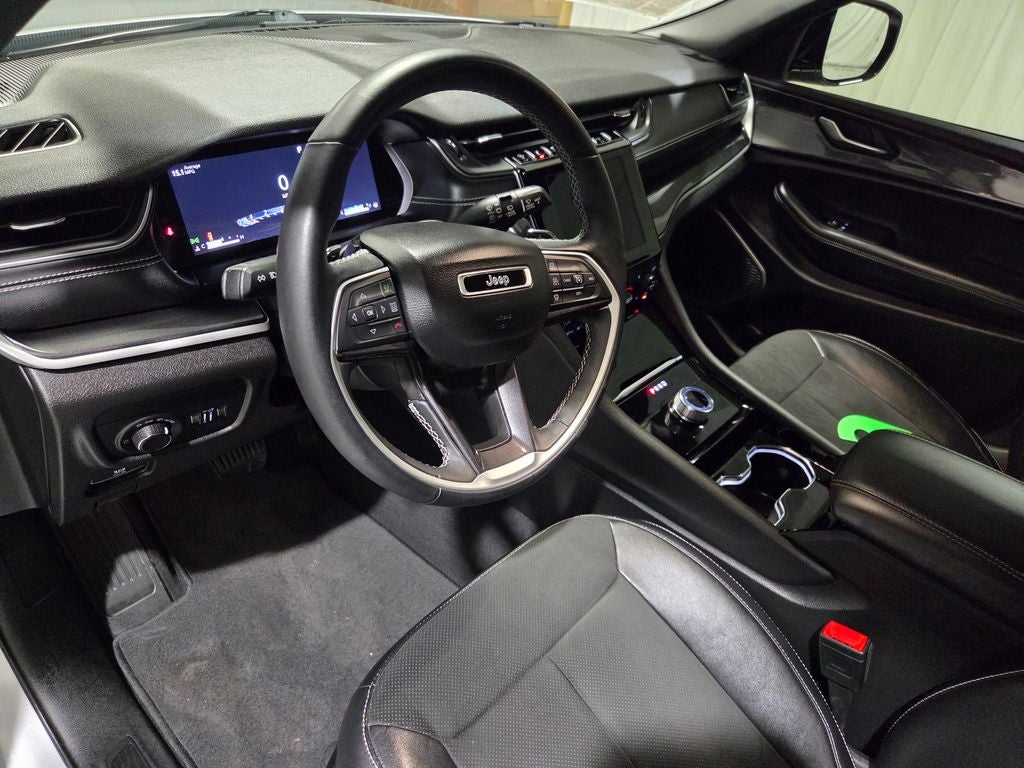 2022 Jeep Grand Cherokee Altitude