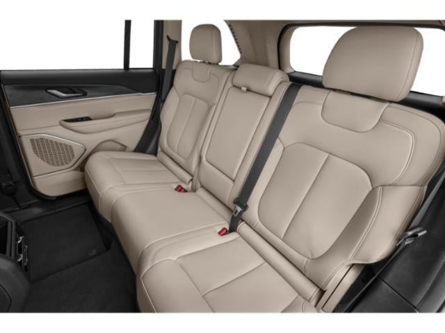 2022 Jeep Grand Cherokee Altitude