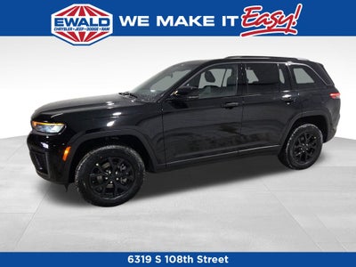 2026 Jeep Grand Cherokee Laredo