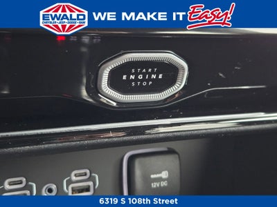 2026 Jeep Grand Cherokee Laredo Altitude