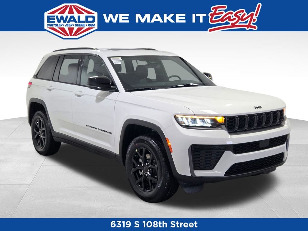 2026 Jeep Grand Cherokee Laredo