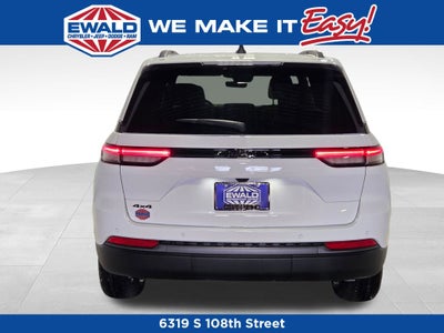 2026 Jeep Grand Cherokee Laredo