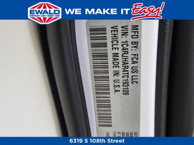 2026 Jeep Grand Cherokee Laredo