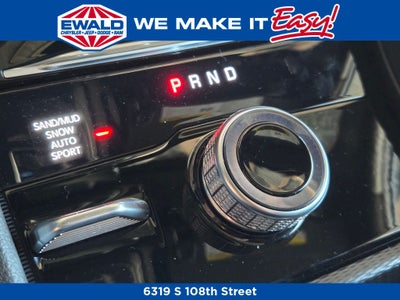 2026 Jeep Grand Cherokee Laredo Altitude