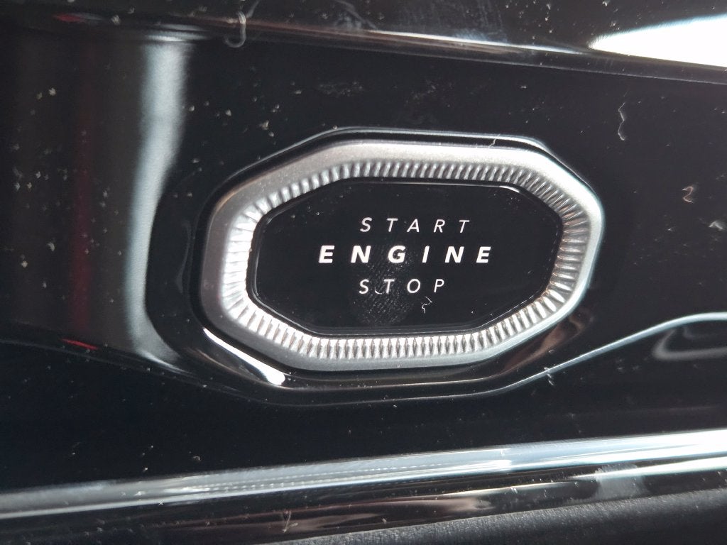 2027 Jeep Grand Cherokee Limited Reserve