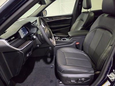 2027 Jeep Grand Cherokee Limited Reserve