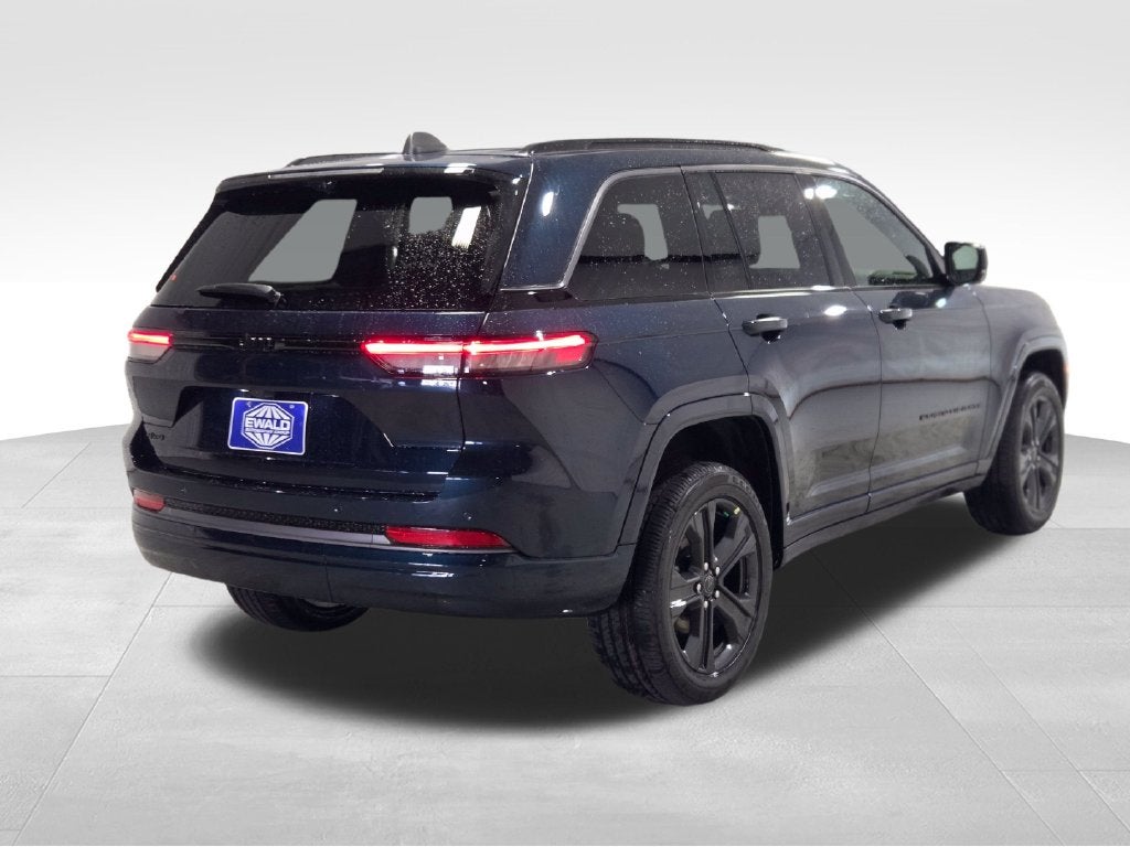 2027 Jeep Grand Cherokee Limited Reserve
