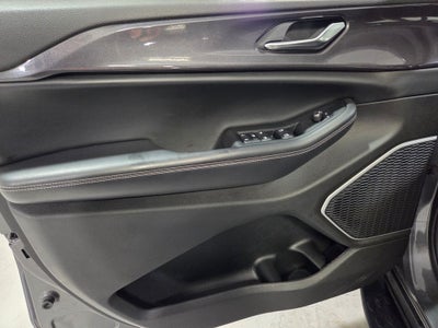 2022 Jeep Grand Cherokee L Altitude