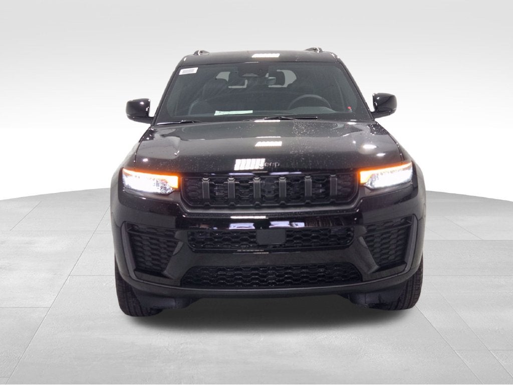 2027 Jeep Grand Cherokee L Laredo Altitude