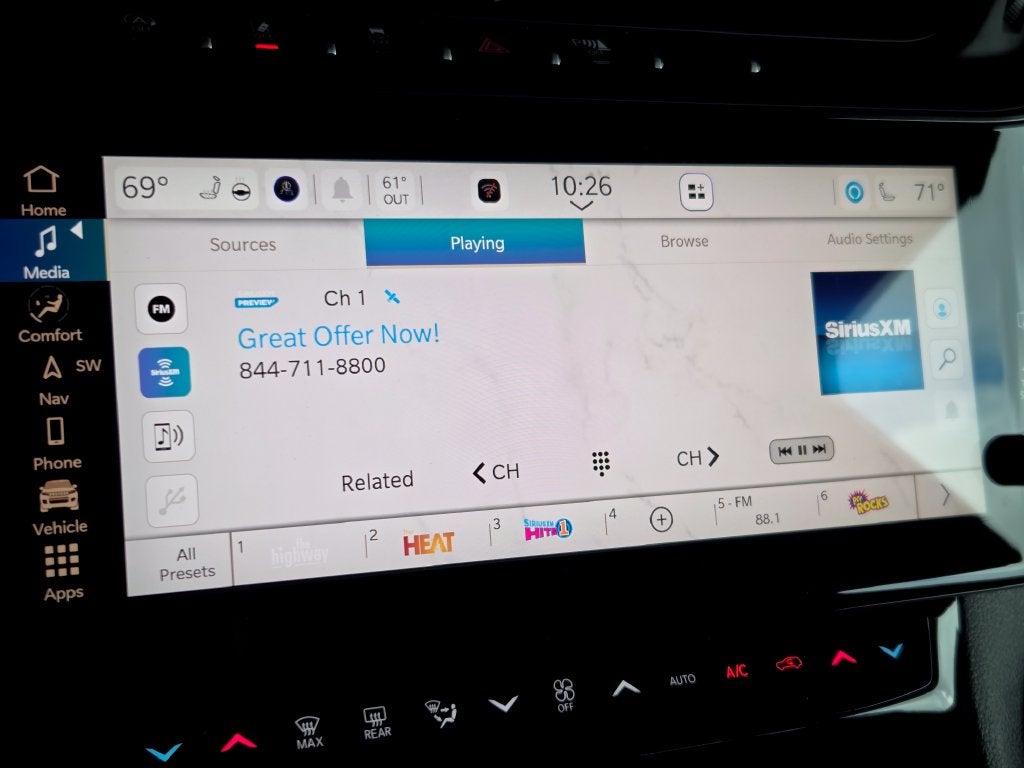 2027 Jeep Grand Cherokee L Laredo Altitude