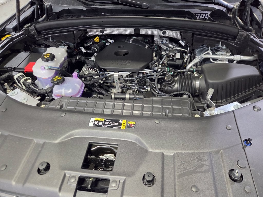 2027 Jeep Grand Cherokee L Laredo Altitude