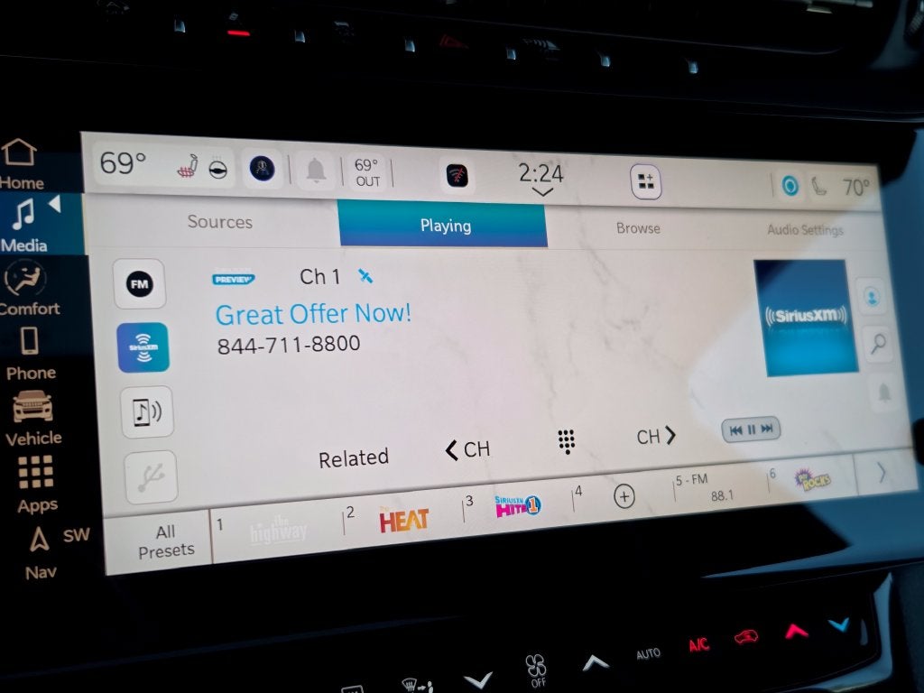 2027 Jeep Grand Cherokee L Laredo Altitude