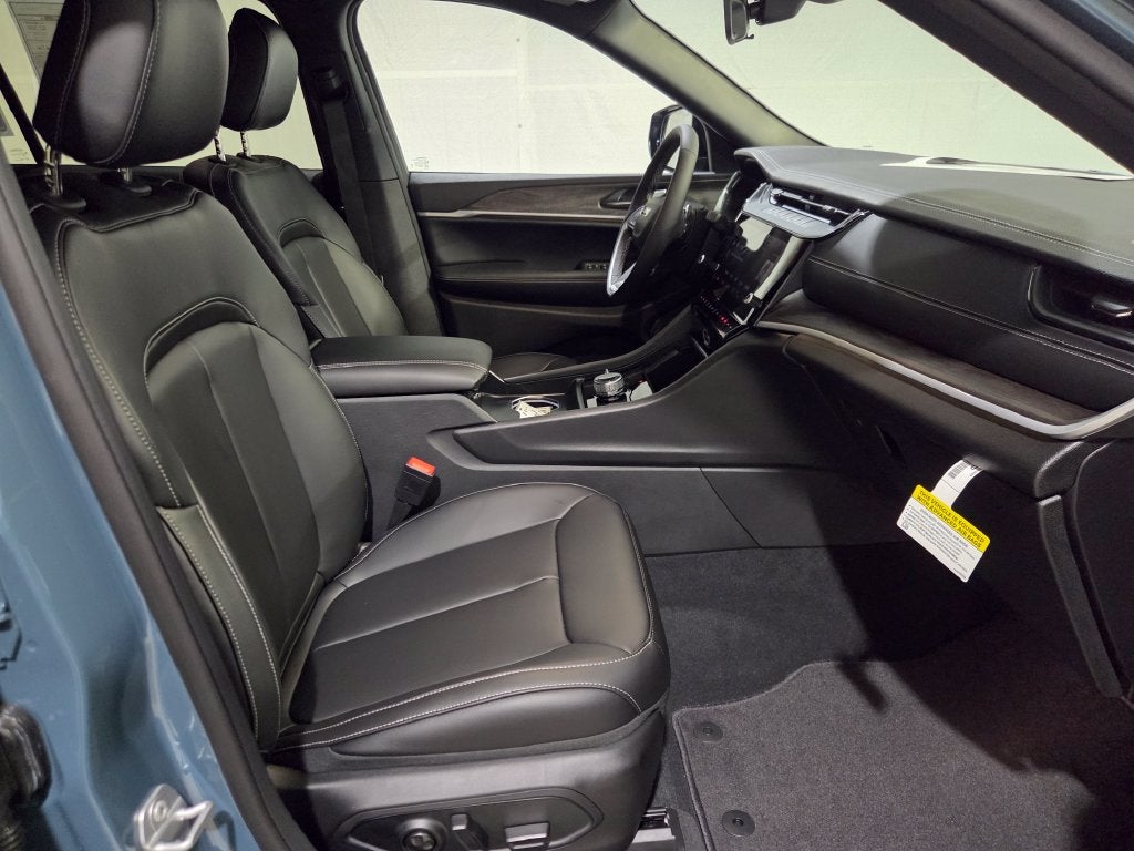 2027 Jeep Grand Cherokee L Limited