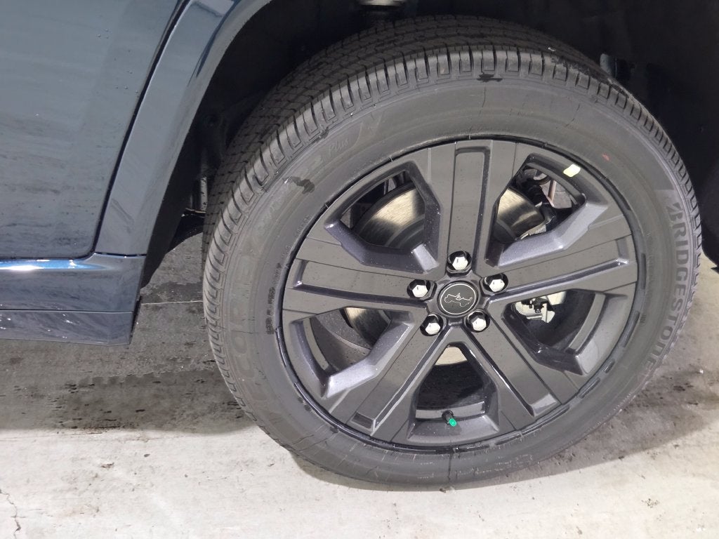 2027 Jeep Grand Cherokee L Limited Reserve